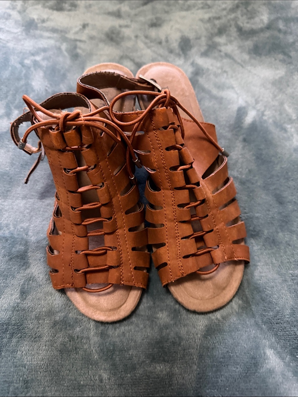 Pierre Dumas Brown Lace-Up Gladiator Sandals